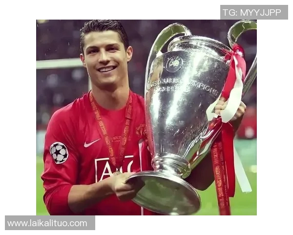 世界顶级足球前锋崛起之路:解析球星们的成长与传奇表现 世界顶级足球前锋崛起之路:解析球星们的成长与传奇表现