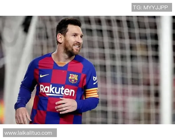 历代足球巨星排名前十盘点 揭开世界足坛传奇人物的辉煌篇章 历代足球巨星排名前十盘点 揭开世界足坛传奇人物的辉煌篇章